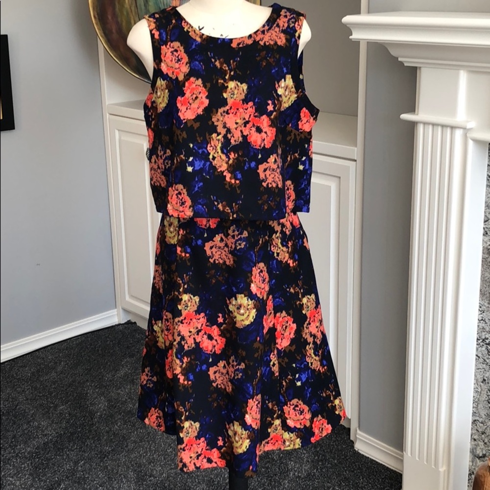 Astr matching skirt set